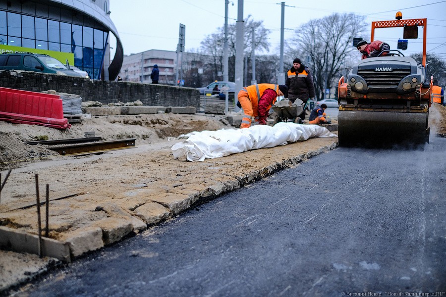 Временная брусчатка: как Киевскую готовят к техническому открытию движения (фото)