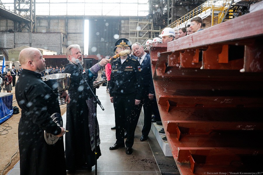 23 апреля: закладка новых больших десантных кораблей в Калининграде 