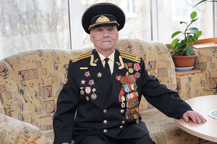В Калининграде ветеран Великой Отечественной войны отмечает 100-летний юбилей