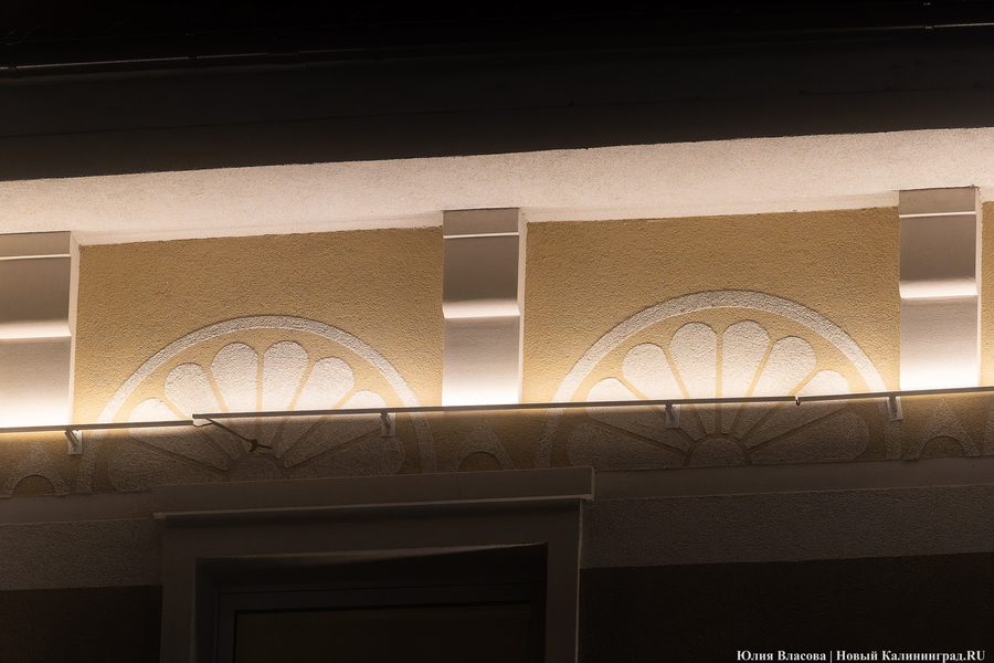 Все твои трещинки: как выглядит Ленпроспект с архитектурной подсветкой